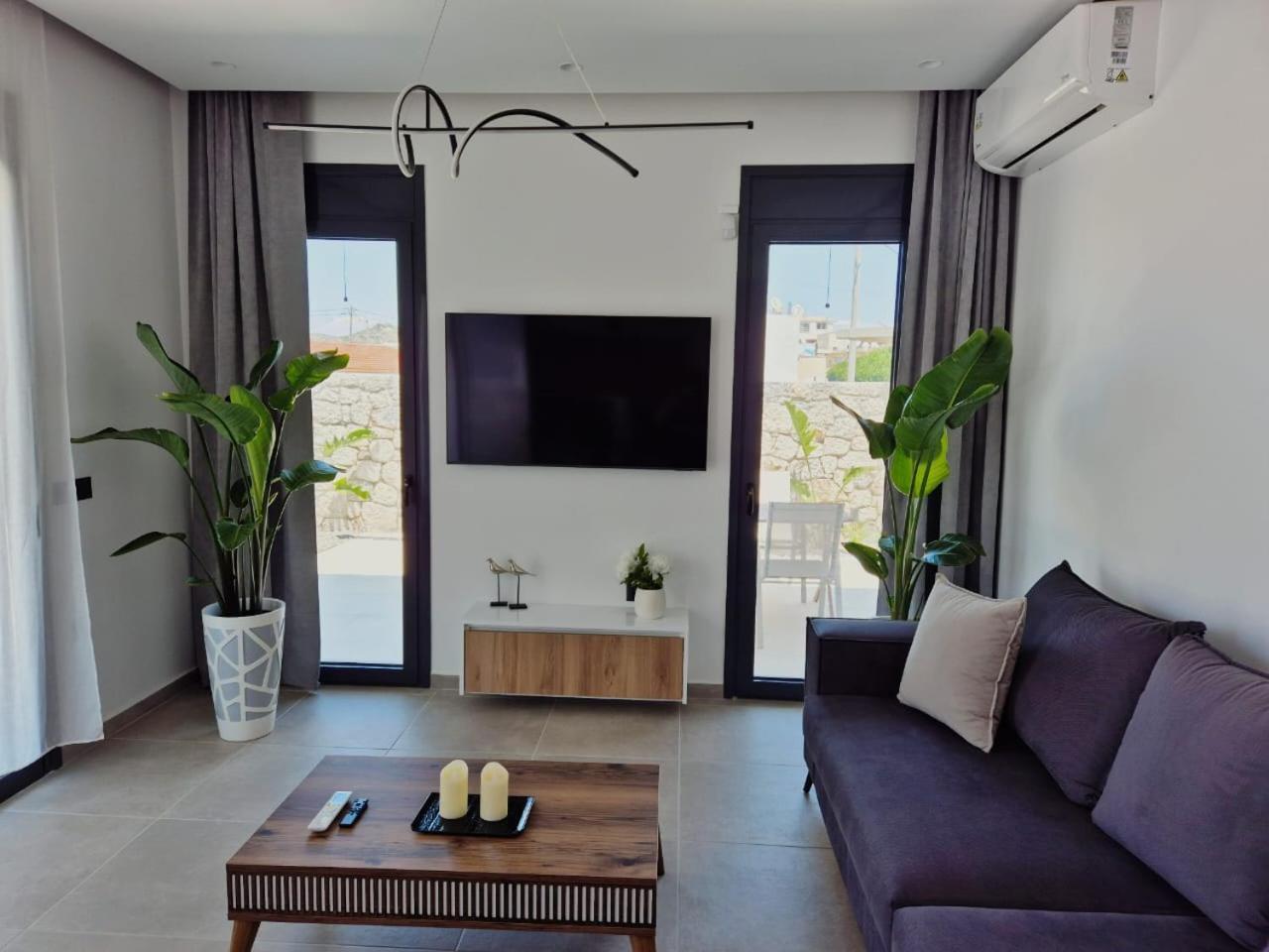Azure Mirage Adults Only Private Seaside W Garden And Parking Vila Faliraki